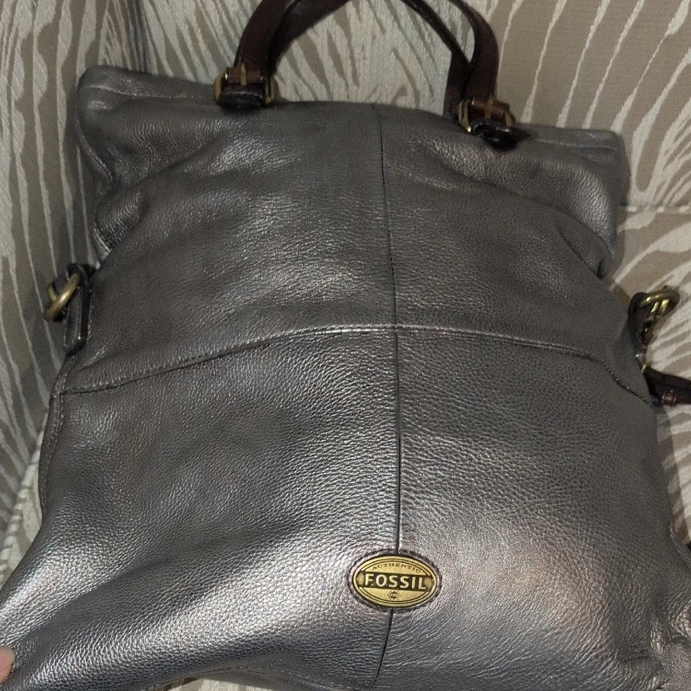 Fossil Metallic Gray Leather Explorer Crossbody Messenger Shoulder Bag